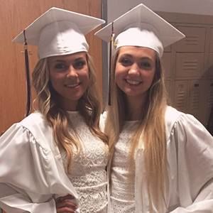 Meet your Posher, Caitlin